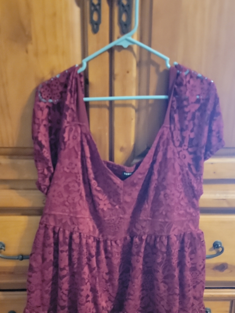 Torrid Women's Lace V-Neck Empire Waist Top  in Burgundy